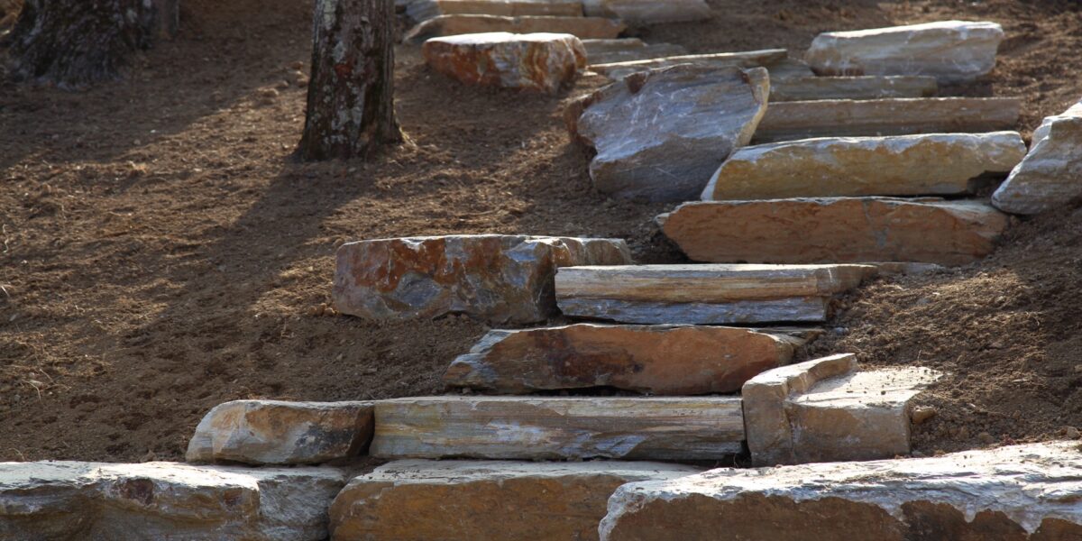 Retaining Walls & Stairs